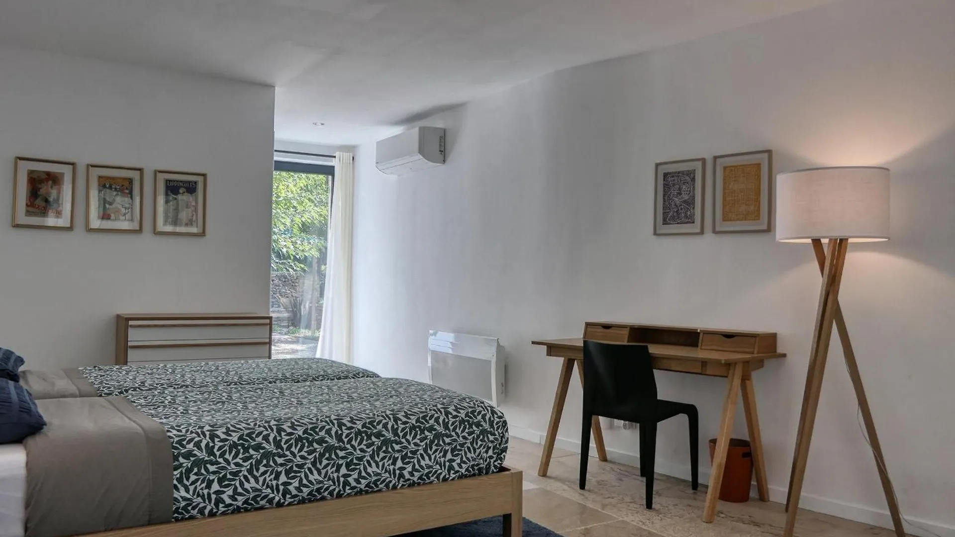 Gite Authentique Avec Piscine Privee, Climatisation, Wi-Fi Et Animaux Permis A Menerbes - Fr-1-708-84 France